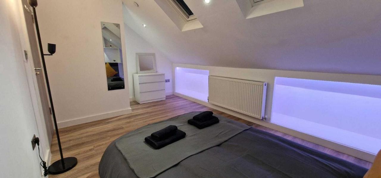 Sapphire Strathnairn Apartment Cardiff Buitenkant foto