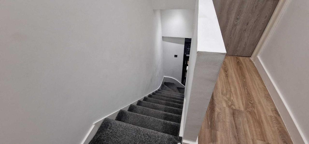Sapphire Strathnairn Apartment Cardiff Buitenkant foto